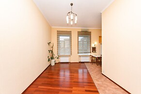 Apartment near Olympic Stadium