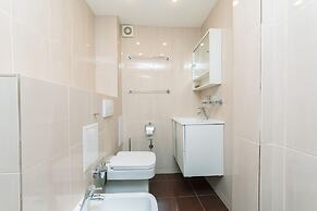 Apartment near Olympic Stadium