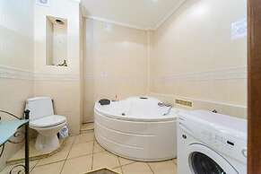 Cozy apartment near Olympic Stadium 2