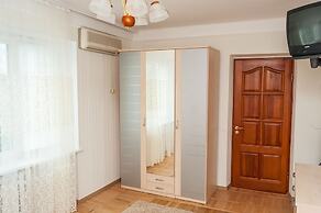Apartment on Lesi Ukrainky Blvd