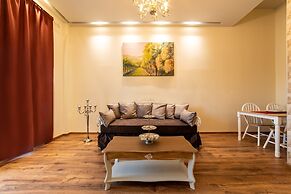 Oinoelia Luxury Suites & Residence