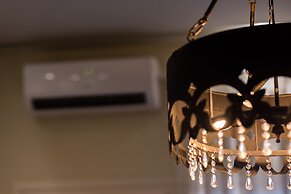 Oinoelia Luxury Suites & Residence