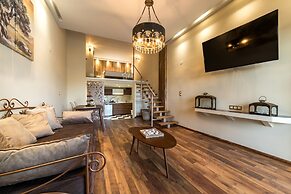 Oinoelia Luxury Suites & Residence