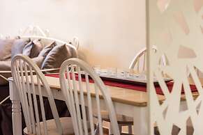 Oinoelia Luxury Suites & Residence