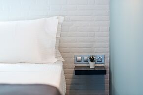 Oinoelia Luxury Suites & Residence