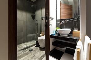 Oinoelia Luxury Suites & Residence