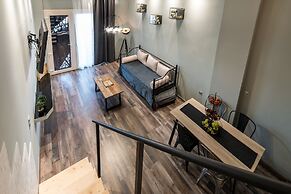 Oinoelia Luxury Suites & Residence