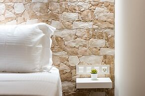 Oinoelia Luxury Suites & Residence