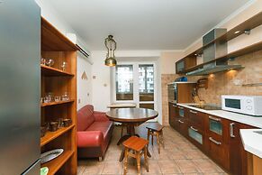 Apartment on Sheptitskogo str