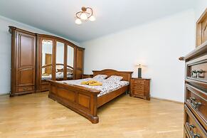 Apartment on Sheptitskogo str