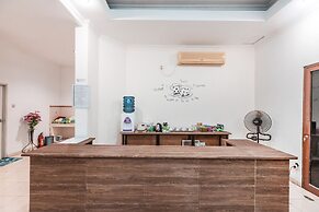 Super OYO 2034 Eden Guest House