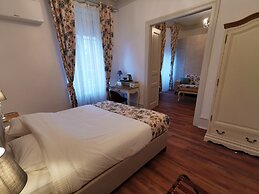 Colmar Suites