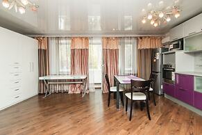 Apartment on Okeanskiy Pr. 90