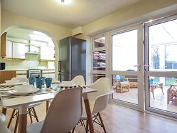 Tudors eSuites Four Bedroom House