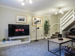 Tudors eSuites Four Bedroom House