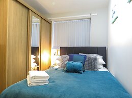 Tudors eSuites Four Bedroom House