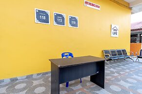 OYO Life 2158 Arista Residence Syariah
