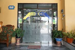 SPOT ON 1854 Sepinggan Asri Syariah Guesthouse