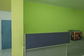 OYO Life 1889 Mbuahpage