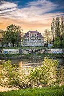 ORCA Hotel am Elbschloss