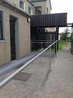 UIST Travel Accommodation