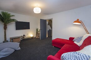 Higgihaus at 3a Cheltenham Lane Bristol