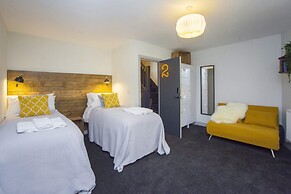 Higgihaus at 3a Cheltenham Lane Bristol