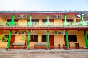 Super OYO 1788 House 24