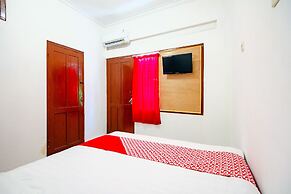 Super OYO 1788 House 24