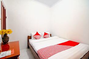 Super OYO 1788 House 24