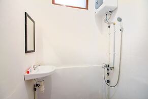 Super OYO 1788 House 24