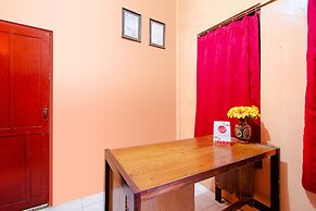 Super OYO 1788 House 24