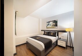 Bakırköy Zeugma Suit