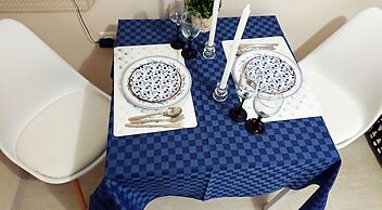 Monad Apartments Karaoli