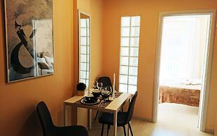 Monad Apartments Karaoli