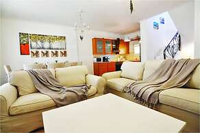 Monad Villa Hellas Hanioti