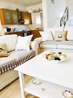 Monad Villa Hellas Hanioti