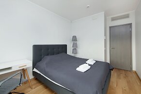 8ERA Business Executive Rotermanni Apts