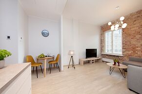 8ERA Business Executive Rotermanni Apts