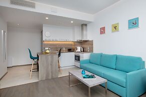 8ERA Business Executive Rotermanni Apts