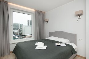 8ERA Business Executive Rotermanni Apts