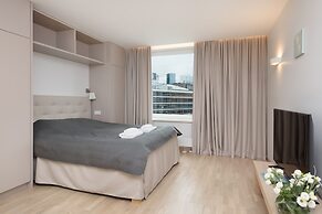 8ERA Business Executive Rotermanni Apts