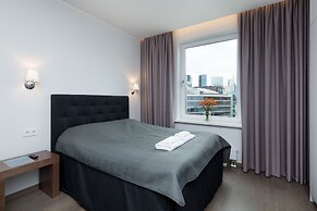 8ERA Business Executive Rotermanni Apts