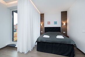 8ERA Business Executive Rotermanni Apts