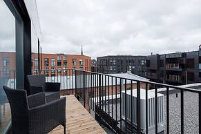 8ERA Business Executive Rotermanni Apts