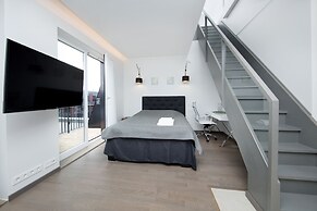 8ERA Business Executive Rotermanni Apts