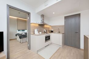 8ERA Business Executive Rotermanni Apts