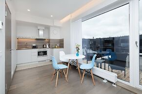 8ERA Business Executive Rotermanni Apts