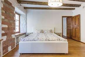 Blacksmith Old Town Apartments