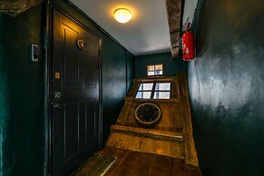 Blacksmith Old Town Apartments